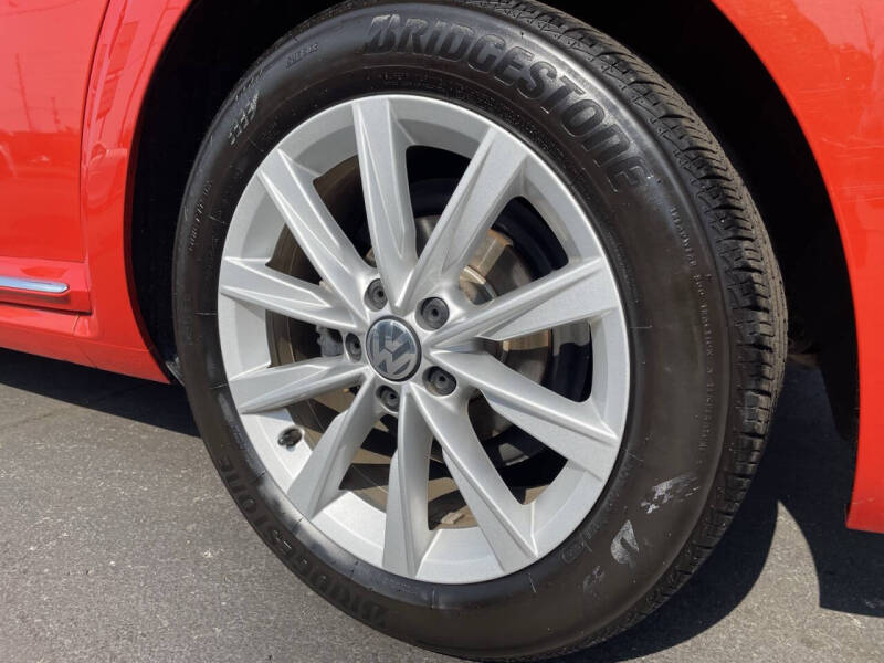 2018 Volkswagen Beetle 2.0T S