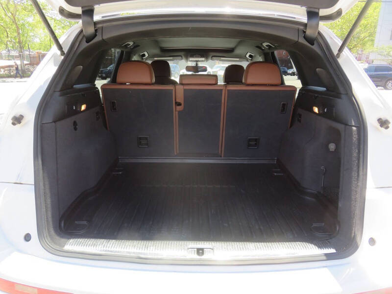 2012 Audi Q5 2.0T quattro Premium Plus