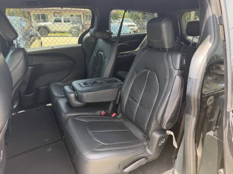2018 Chrysler Pacifica Touring L