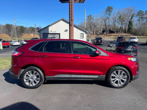 2019 Ford Edge Titanium