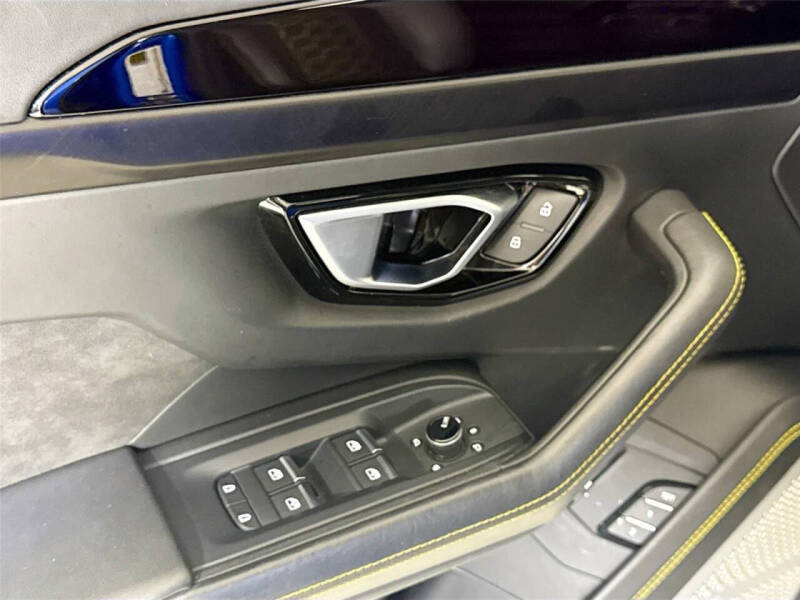 2022 Lamborghini Urus