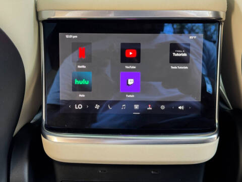 2023 Tesla Model X Standard Range