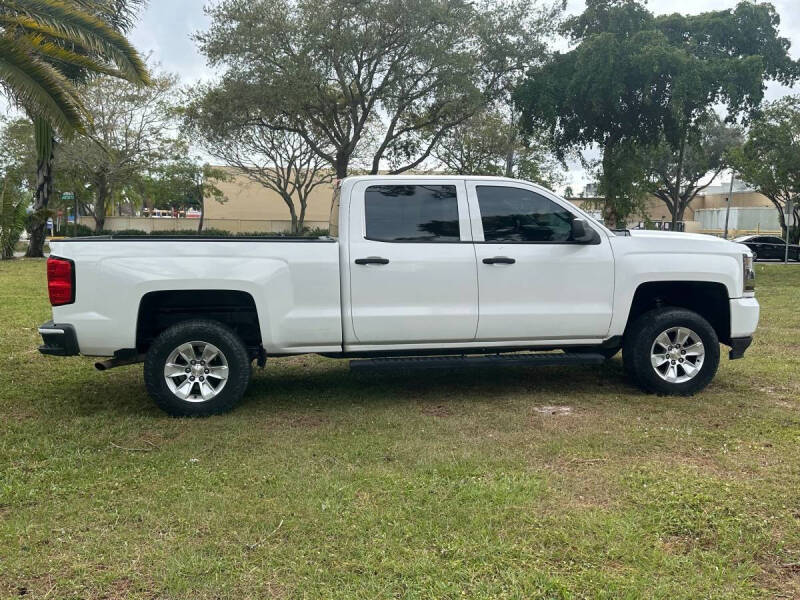 2018 Chevrolet Silverado 1500 Custom