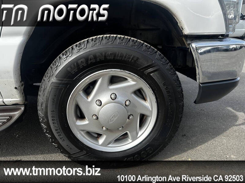 2011 Ford E-Series E-350 SD XLT