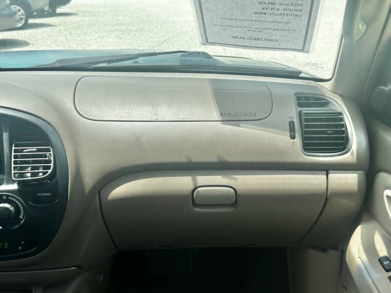 2001 Toyota Sequoia SR5