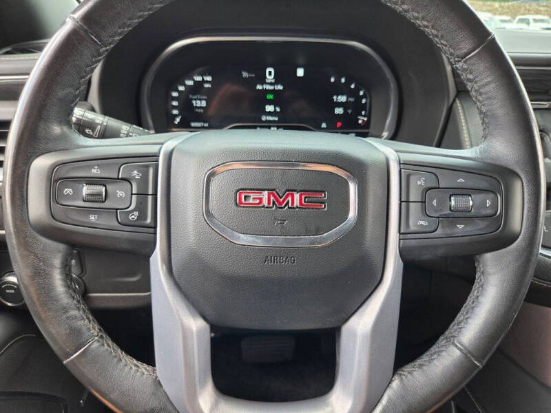 2022 GMC Yukon SLT