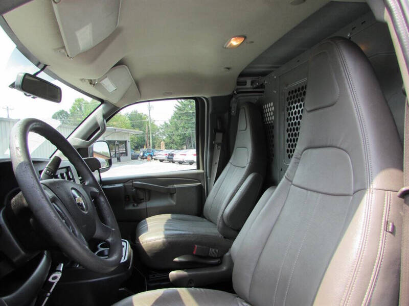 2017 Chevrolet Express 2500