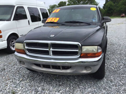 2003 Dodge Dakota for sale at K & E Auto Sales in Ardmore AL