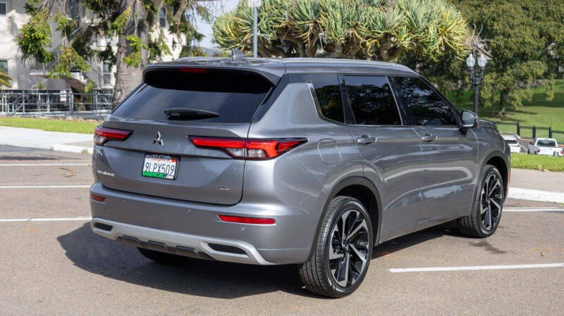 2024 Mitsubishi Outlander SEL
