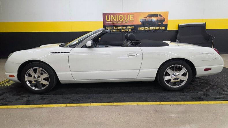 2002 Ford Thunderbird Deluxe