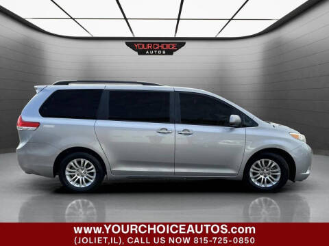2014 Toyota Sienna XLE 8-Passenger