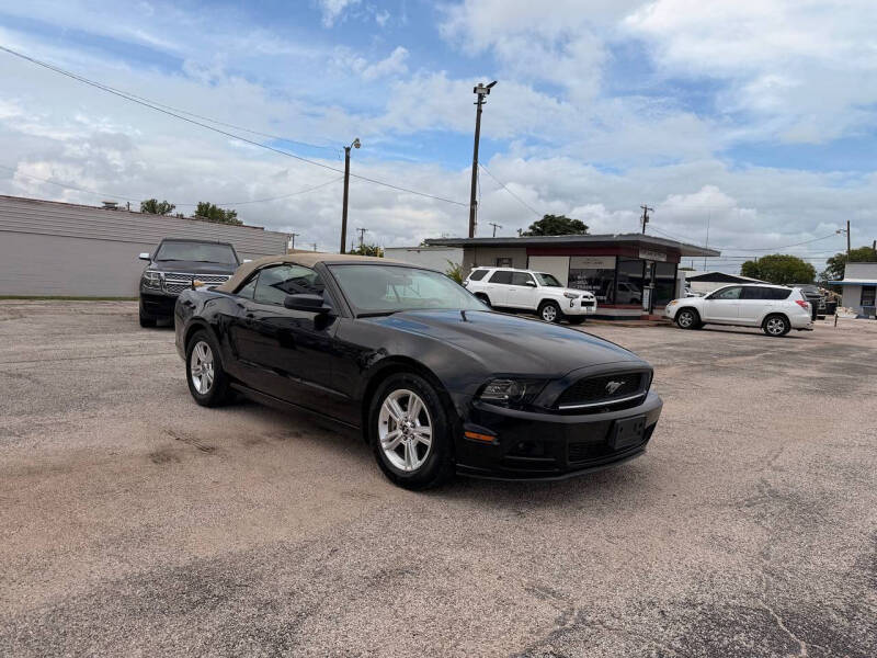 2014 Ford Mustang V6