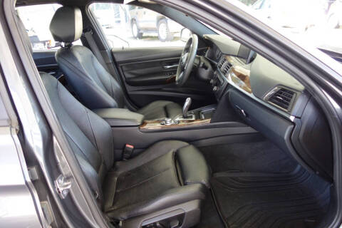 2013 BMW 3 Series 320i