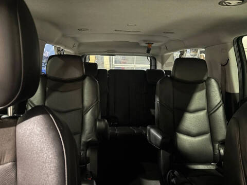 2016 Cadillac Escalade ESV Standard