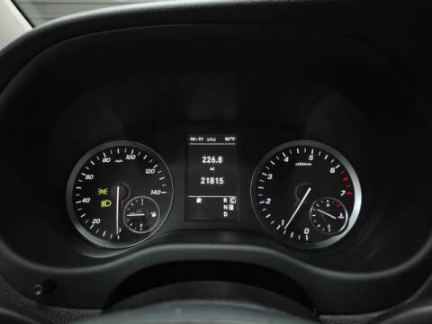 2023 Mercedes-Benz Metris Passenger