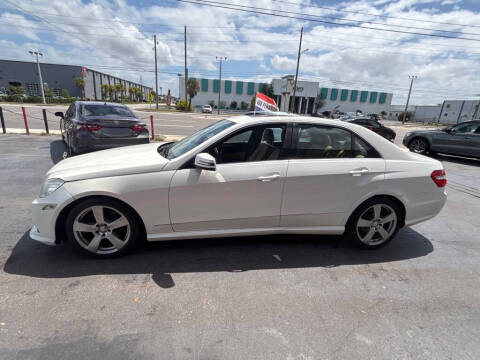 2011 Mercedes-Benz E-Class