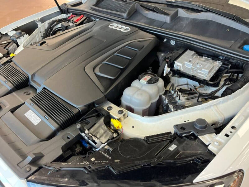 2024 Audi Q7 quattro Premium Plus 45 TFSI