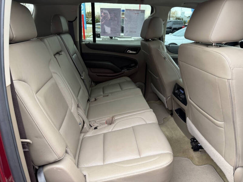 2017 Chevrolet Suburban LT