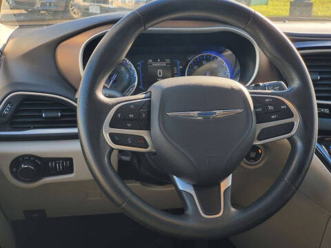 2017 Chrysler Pacifica Touring