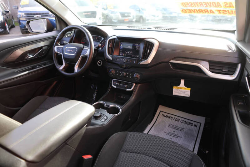 2023 GMC Terrain SLE