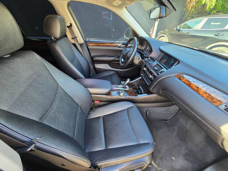 2017 BMW X3 sDrive28i