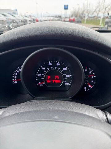 Used 2017 Kia Soul Base with VIN KNDJN2A28H7486562 for sale in Elyria, OH