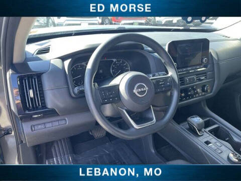 2024 Nissan Pathfinder S