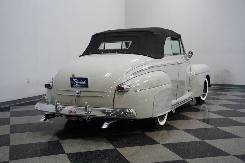 1946 Ford Super Deluxe