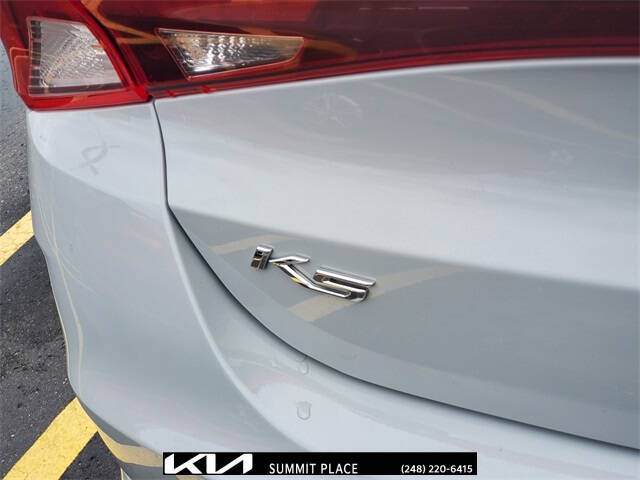2021 Kia K5