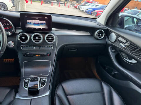 2016 Mercedes-Benz GLC GLC 300 4MATIC