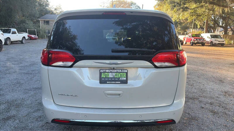 2017 Chrysler Pacifica