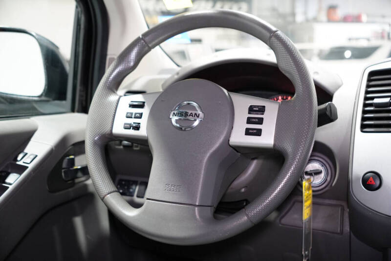 2017 Nissan Frontier SV