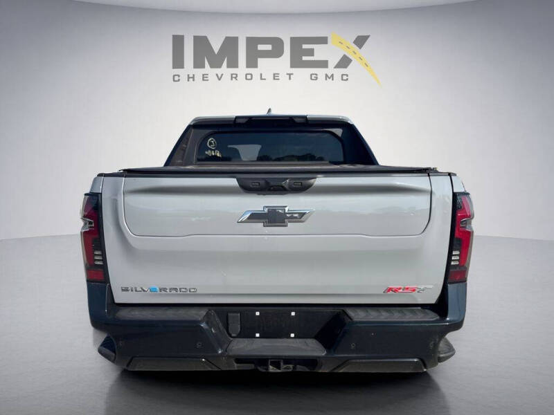 2025 Chevrolet Silverado EV RST