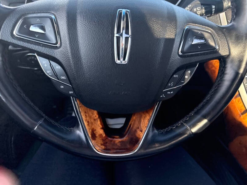 2017 Lincoln MKX Reserve