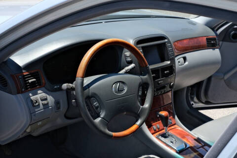 2004 Lexus LS 430