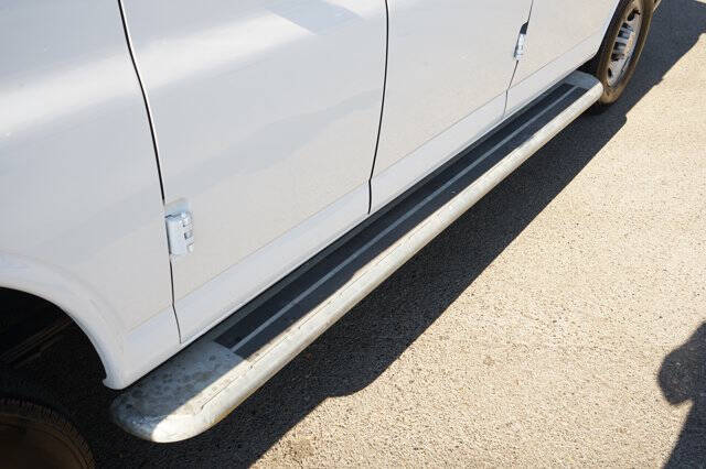 2024 Chevrolet Express 2500