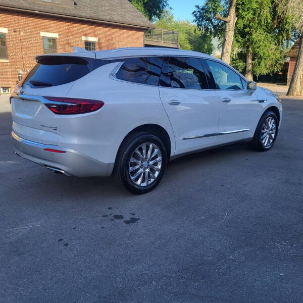 2018 Buick Enclave Essence