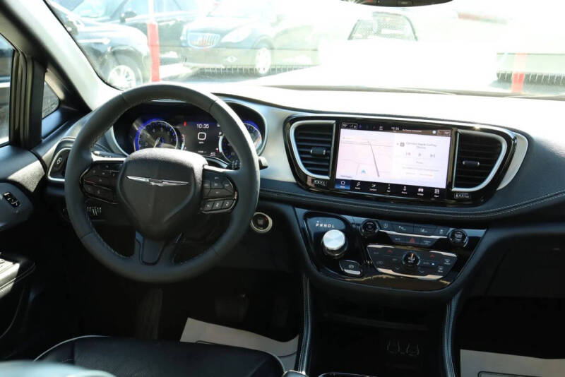 2025 Chrysler Pacifica Limited