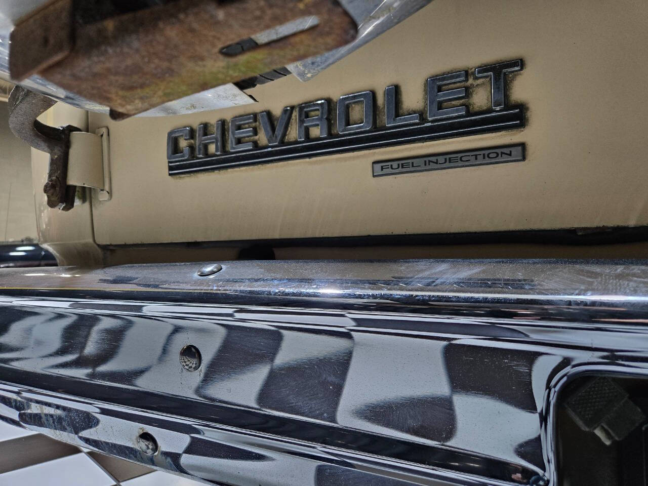 1988 Chevrolet Chevy Van 37