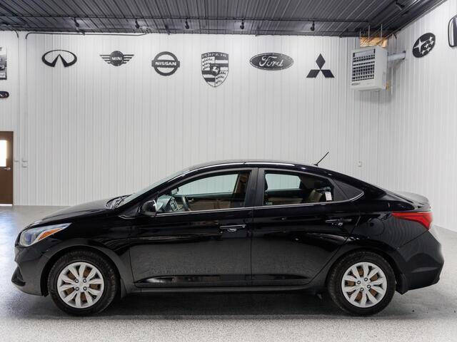 2019 Hyundai Accent SE