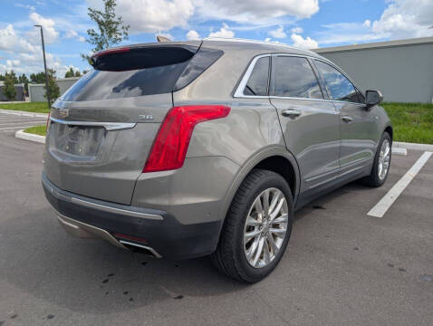 2018 Cadillac XT5 Platinum
