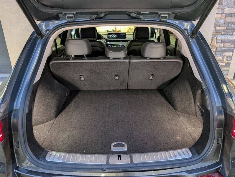 2025 Genesis GV70 2.5T Standard