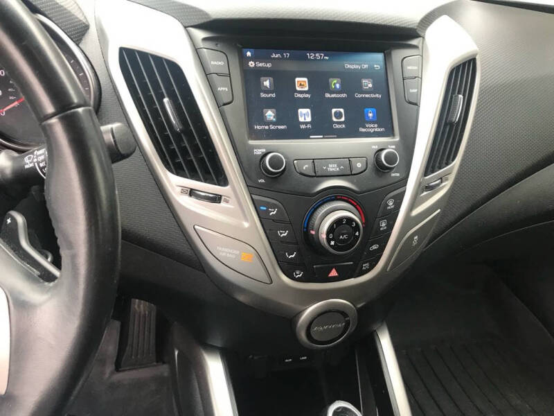 2017 Hyundai Veloster