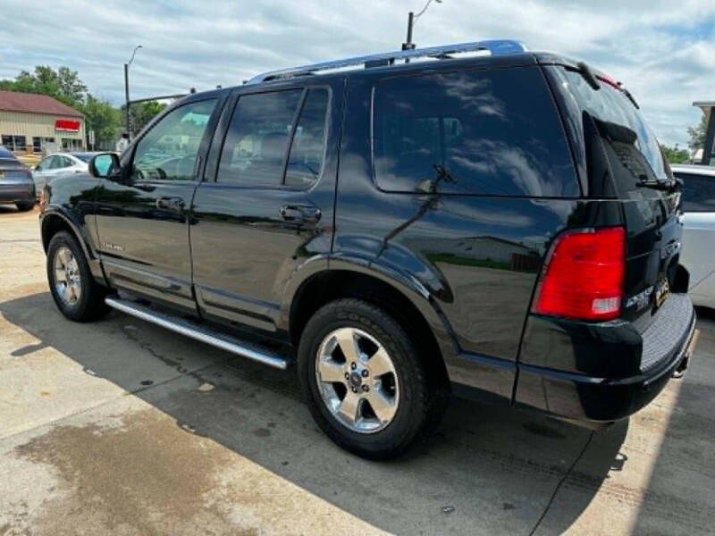 2004 Ford Explorer Limited
