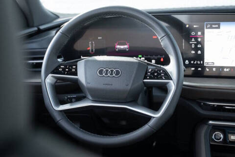 2025 Audi Q5 quattro Premium Plus TFSI