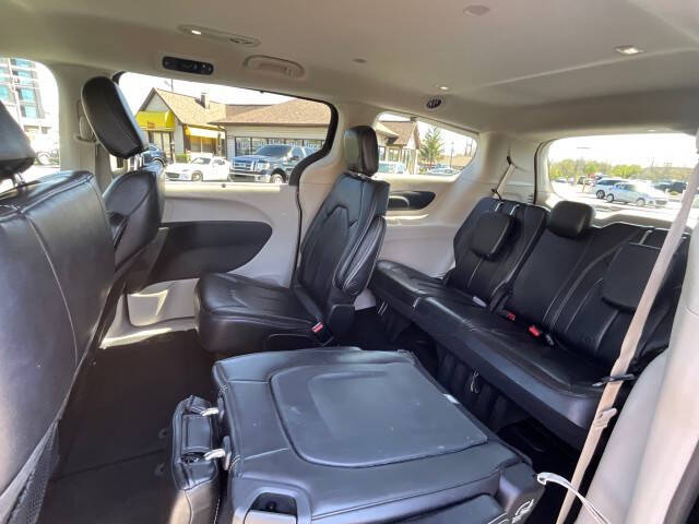 2021 Chrysler Voyager LXi