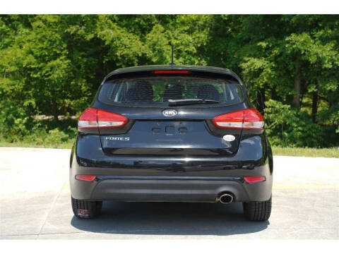 2016 Kia Forte5 LX