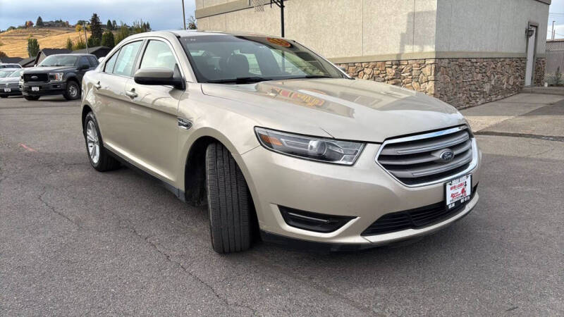 2017 Ford Taurus SEL