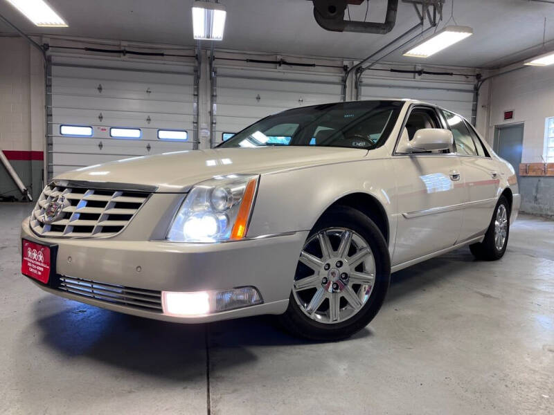 2011 Cadillac DTS for sale at Mission Auto SALES LLC in Canton OH