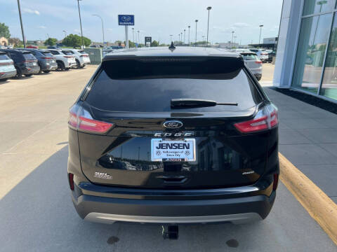 2022 Ford Edge